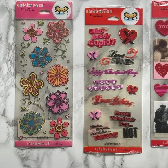 Hallmark Stickeroni Sticker LOT -  CHRISTMAS AND VALENTINES DAY - Picture 3 of 6